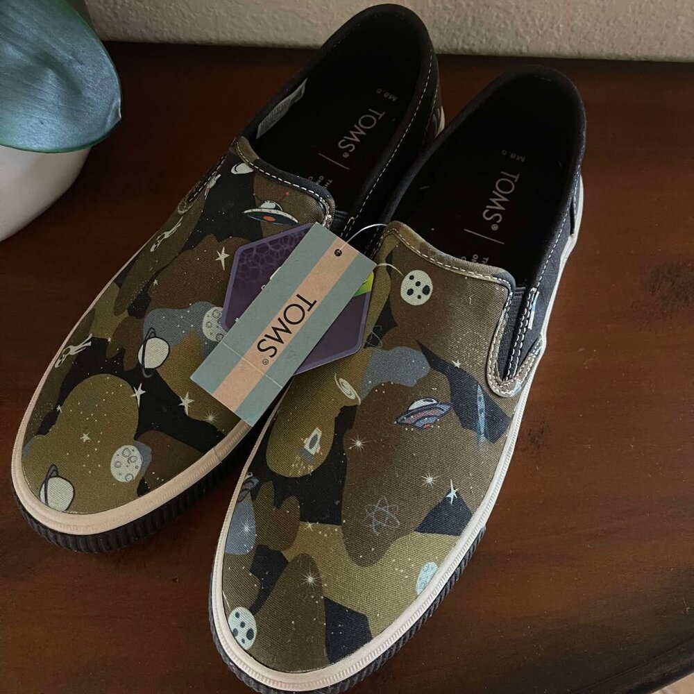 TOMS Men's Camouflage Slip-On Shoes